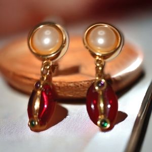 Swarovski Crystal and Pearl clip-on earrings multicolor Goldtone
